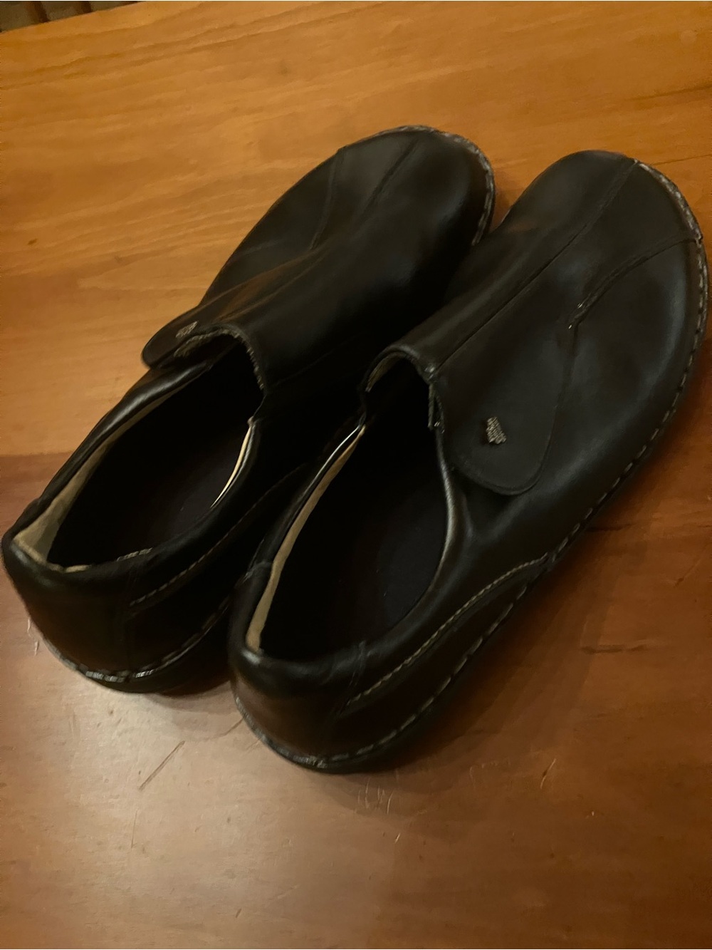 Finn Comfort Black Leather Slip-On Loafers